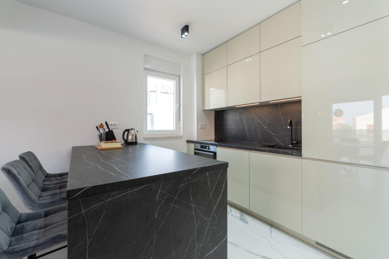 Apartman Sea Breeze Zadar Exteriör bild