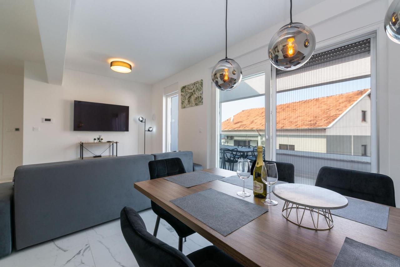 Apartman Sea Breeze Zadar Exteriör bild